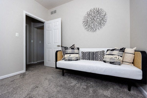 Gallery Photo 14